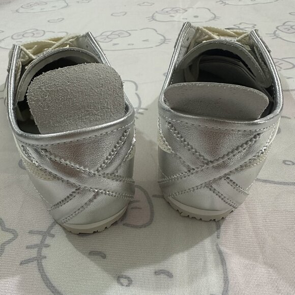 Onitsuka Tiger Beige And Silver Trim Sneakers - Picture 4 of 6